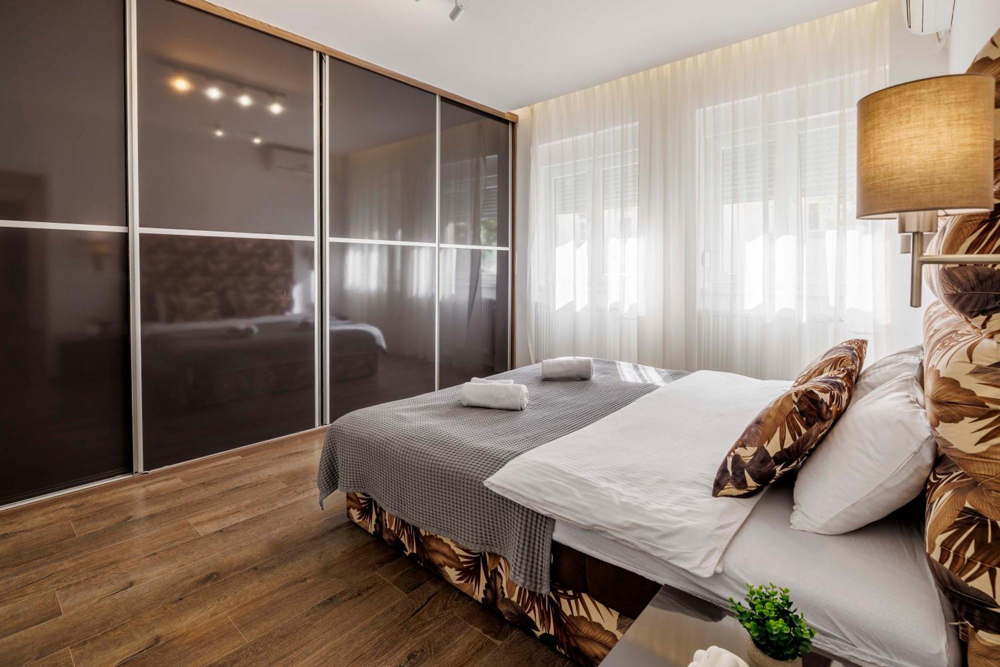 Silver Apartment Novi Sad Exterior photo